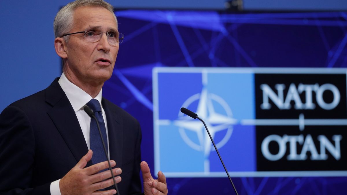 Anexe a mobilizace jsou důkazem slabosti Ruska, říká šéf NATO
